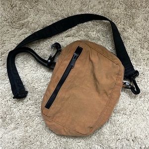Camel baggu bag